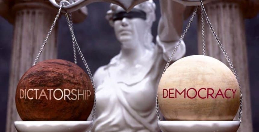 דמוקרטיה מתגוננת